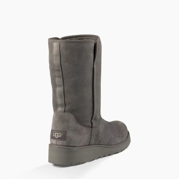 UGG Classic Suede Sheepskin Boots Grey 8 - Picture 2 of 8